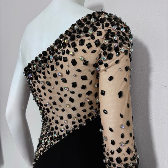 Sherri Hill Black One Shoulder Dress Size 4 - Picture 10 of 15